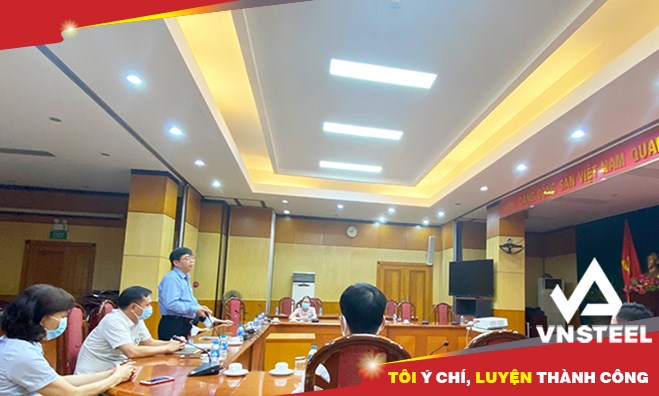 Mr. Le Van Thanh - Deputy General Director of the Corporation, expressed his deep gratitude, sent his regards and best wishes for health to the families of martyrs, wounded soldiers, and families with meritorious services. life, wounded and sick soldiers
