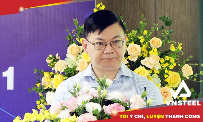  Mr. Le Song Lai - Chairman of the Board of Directors on behalf of the Presidium announced the approval of the Minutes and draft Resolution of the General Meeting of Shareholders in 2021 of Vietnam Steel Corporation - JSC