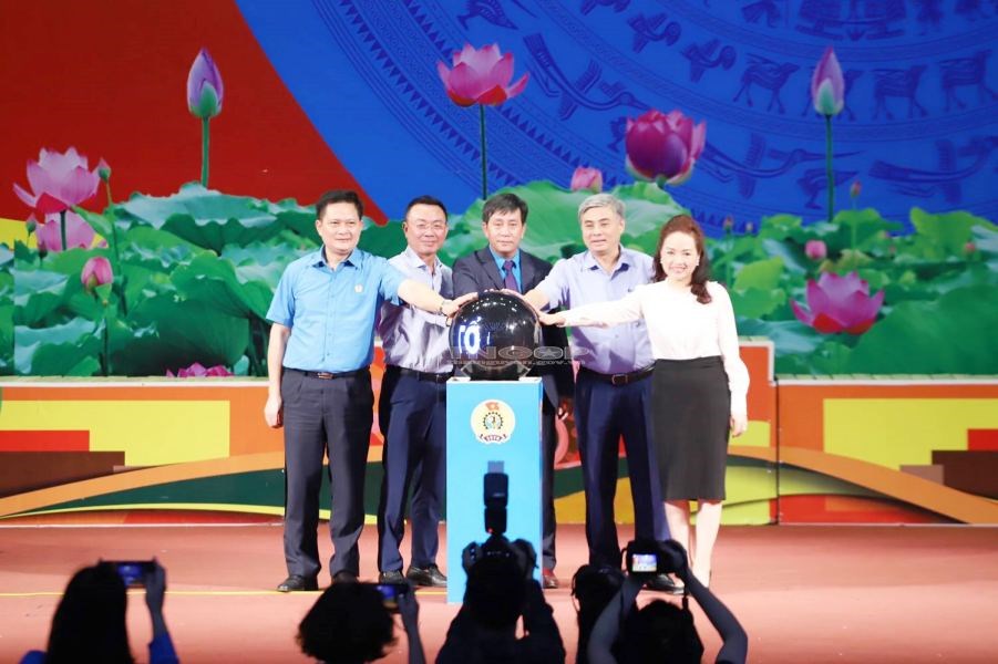 5namcdt5--le-phat-ong-thang-cong-nhan-nam-20232023-06-26102236