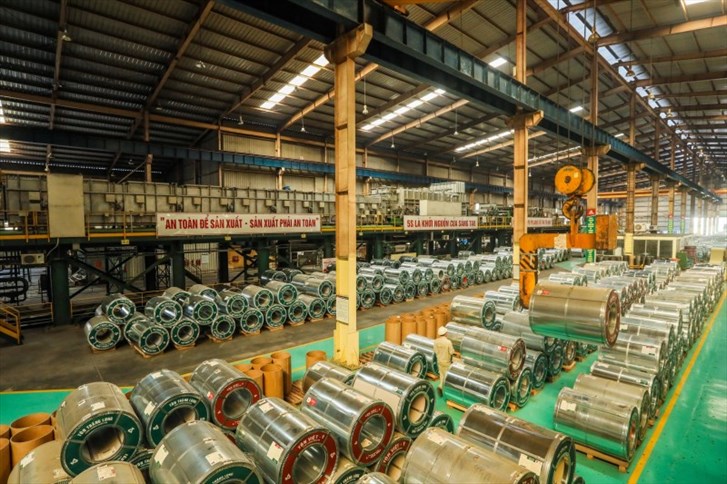 Công ty Cổ phần Tôn mạ VNSTEEL Thăng Long: Đặt lợi ích của người tiêu dùng trên hết