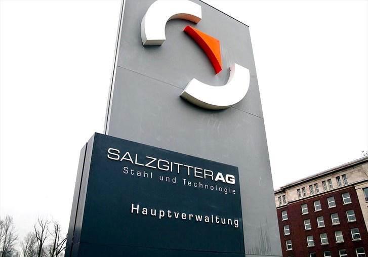 Salzgitter trì hoãn kế hoạch thép xanh do những khó khăn về kinh tế và quy định