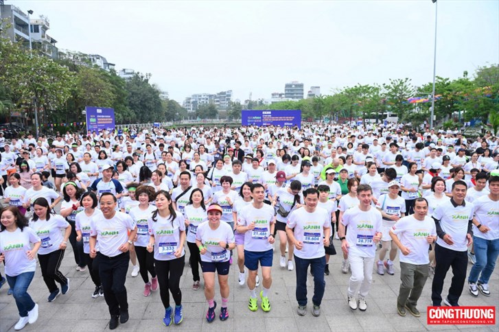 Thép Miền Nam tham gia giải chạy Giờ Trái đất: Khi mỗi bước chạy là một thông điệp tiết kiệm năng lượng