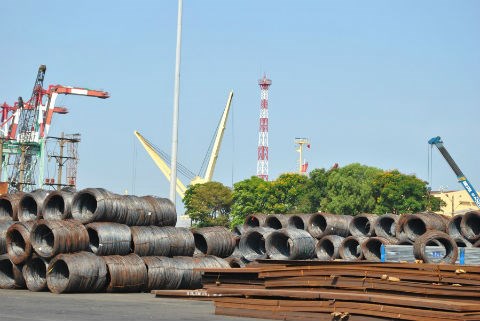 Tăng cường kiểm tra C/O mặt hàng sữa và phôi thép nhập khẩu